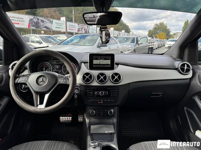 mercedes B 180 2015