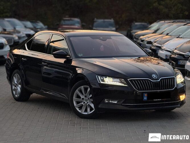Skoda Superb 2019 doar la InterAuto