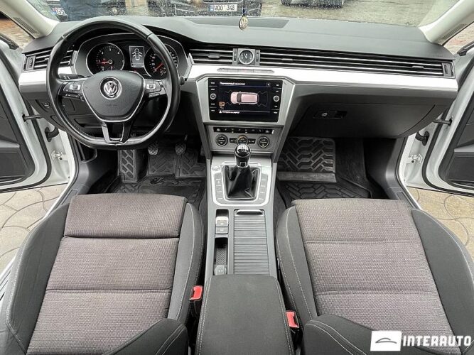 Volkswagen Passat 37 volkswagen Passat 2017