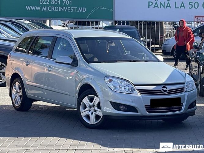 Opel Astra 2009 doar la InterAuto
