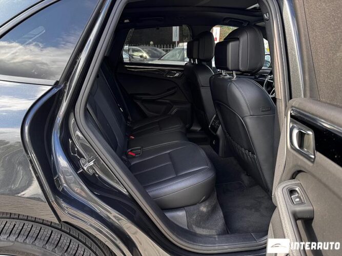 Porsche Macan 56 porsche Macan 2018