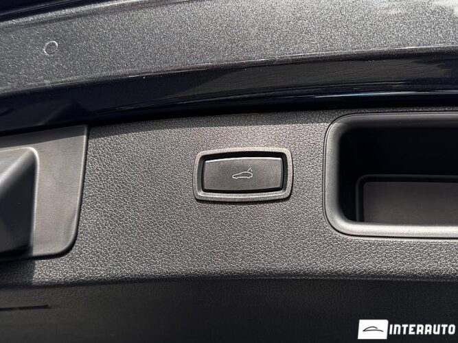 Porsche Macan 57 porsche Macan 2018