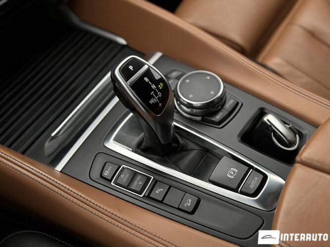 BMW X6 3.0D 45 bmw X6 3.0D 2015