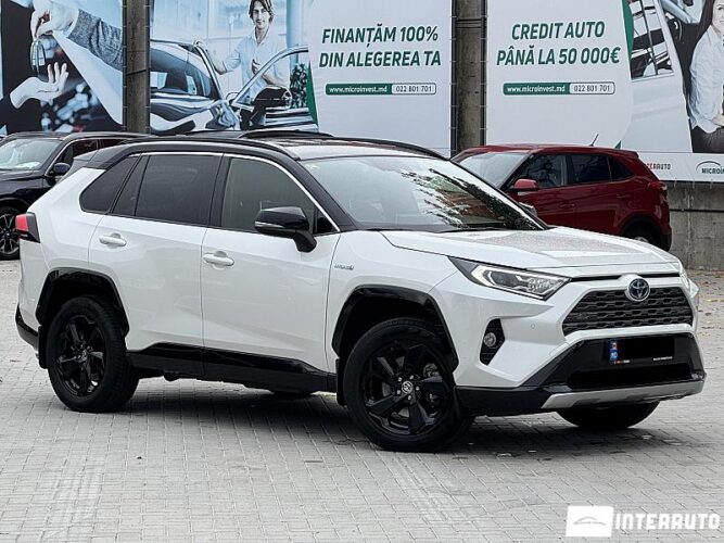Toyota Rav-4 2020 doar la InterAuto