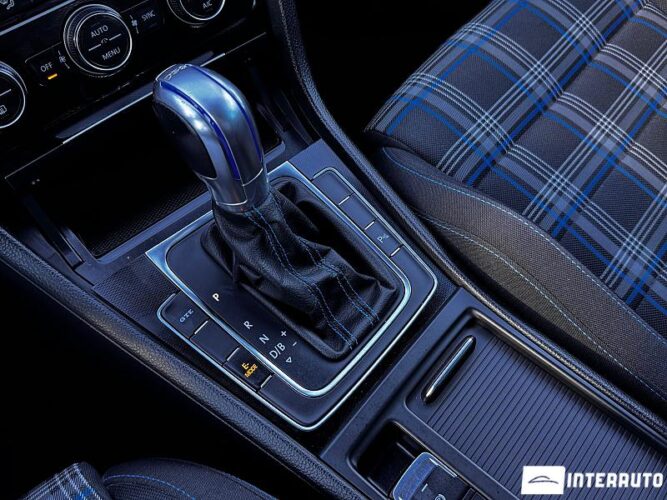 volkswagen Golf GTE 2015