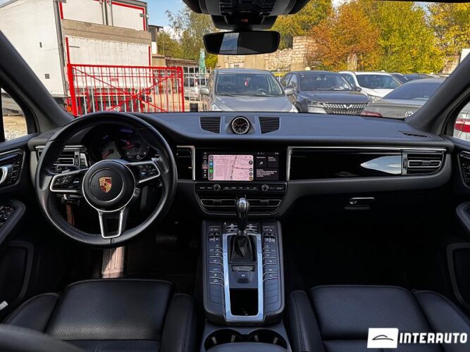 Porsche Macan 42 porsche Macan 2018