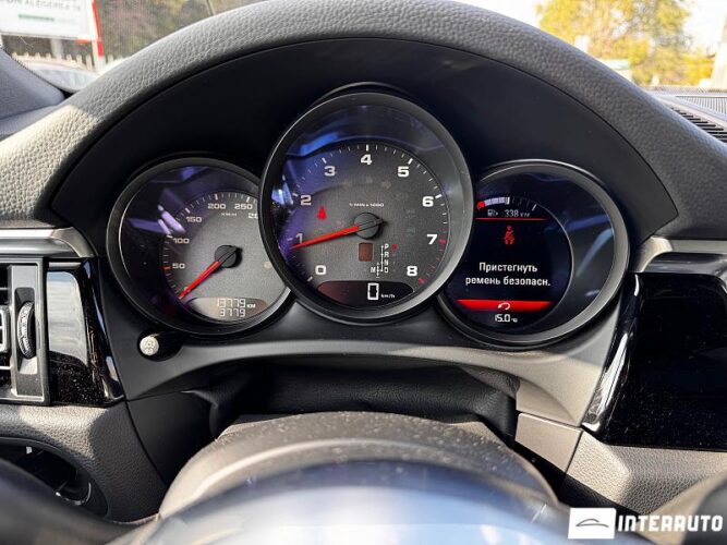 Porsche Macan 44 porsche Macan 2018