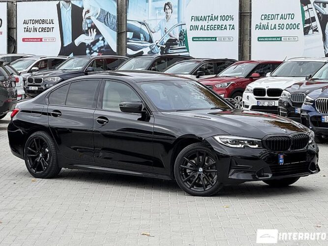 BMW 330 2019 doar la InterAuto