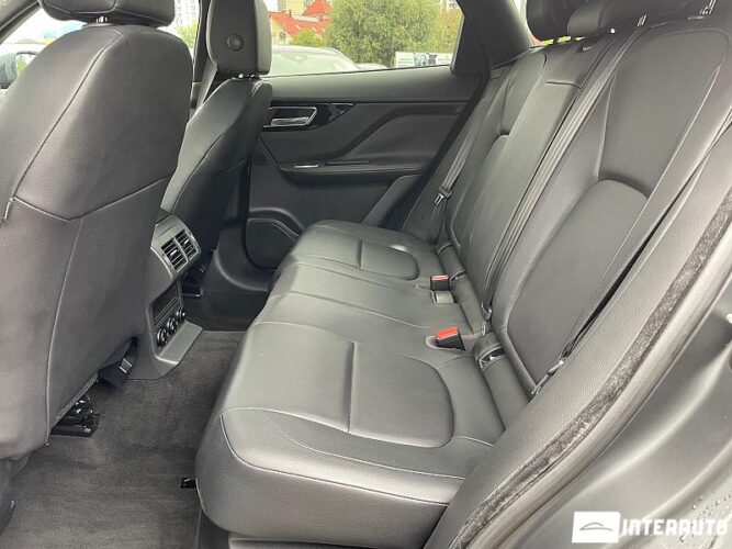 Jaguar F-Pace 43 jaguar F-Pace 2018