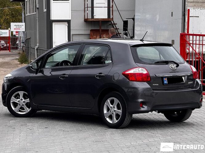 toyota Auris 2010
