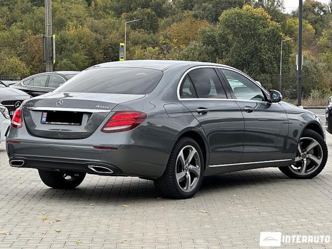 Mercedes E 220 34 mercedes E 220 2019