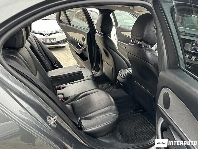 Mercedes E 220 45 mercedes E 220 2019