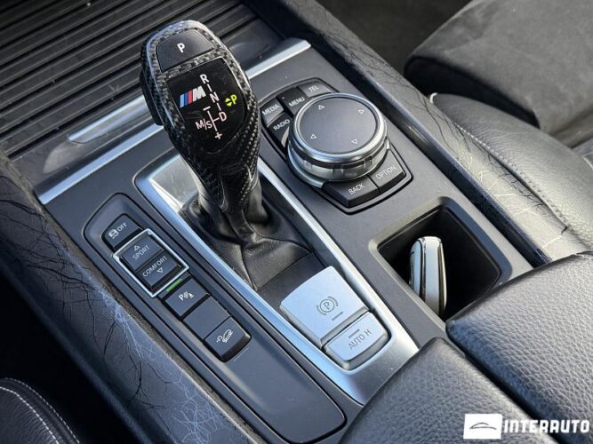 BMW X5 2.5D 38 bmw X5 2.5D 2015