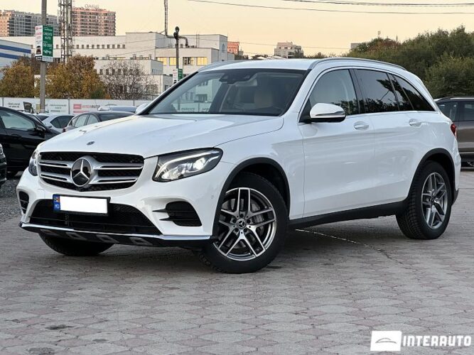 Mercedes GLC 300 2017 doar la InterAuto
