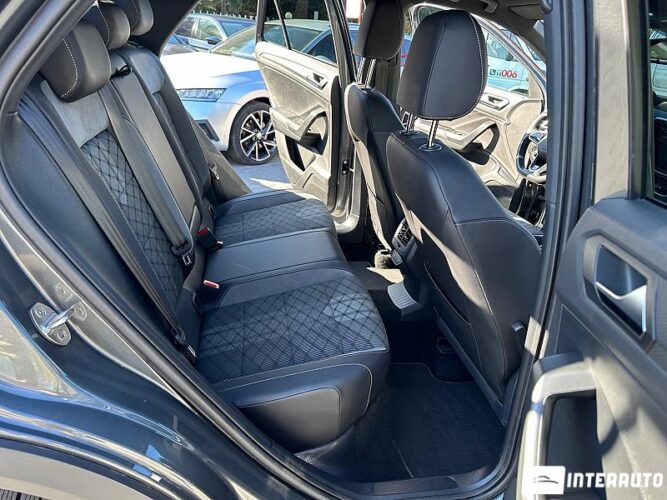 volkswagen T-Roc 2023