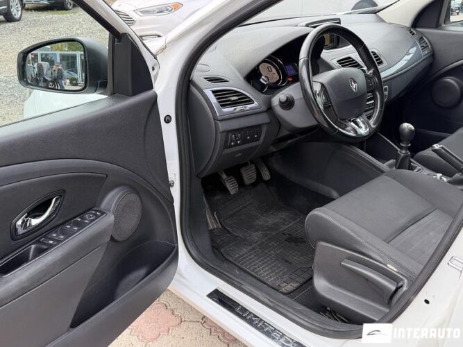 Renault Megane 34 renault Megane 2015