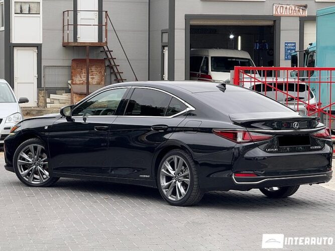 lexus ES 300h 2019
