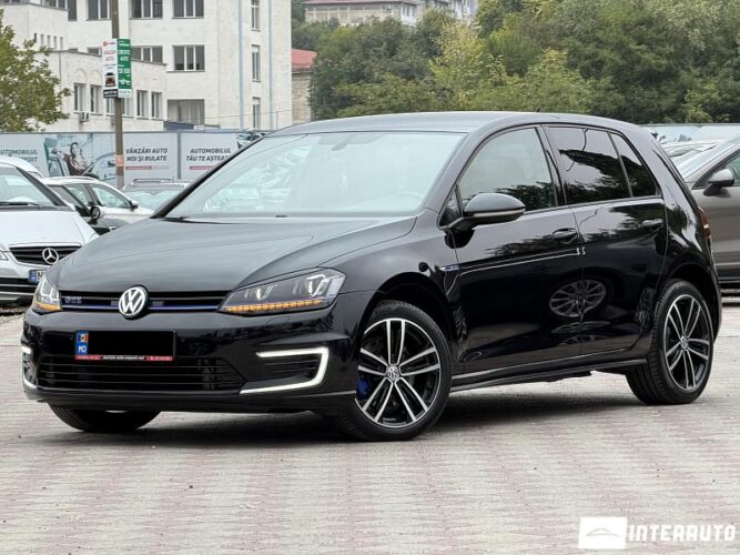 Volkswagen Golf GTE 2015 doar la InterAuto