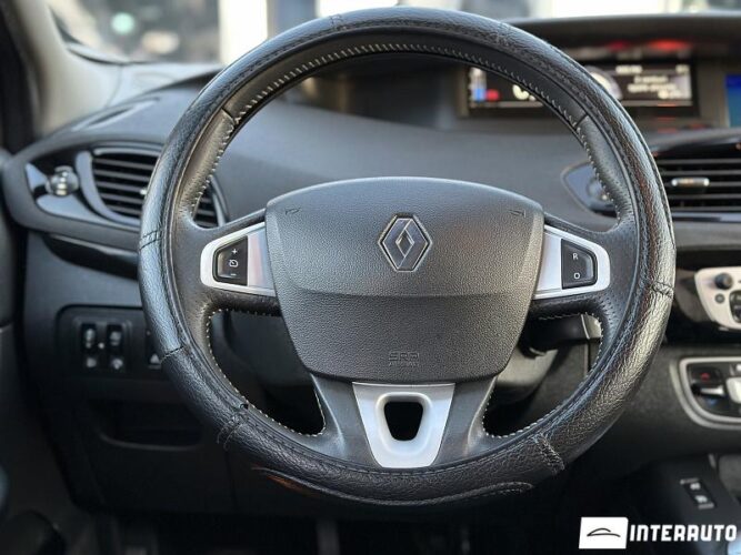 renault Scenic 2012