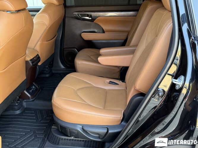 toyota Highlander 2020