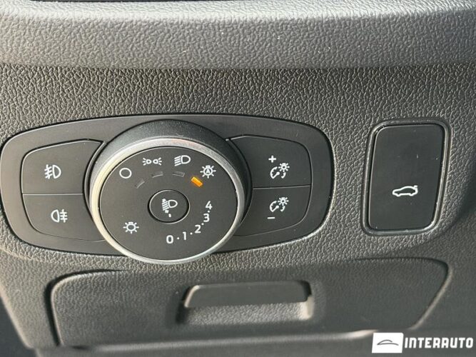 Ford Focus 43 ford Focus 2018