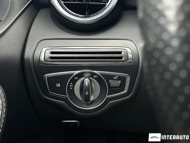 Mercedes C 350e 44 mercedes C 350e 2018