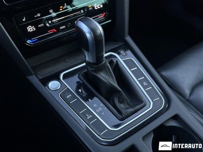 volkswagen Passat GTE 2021