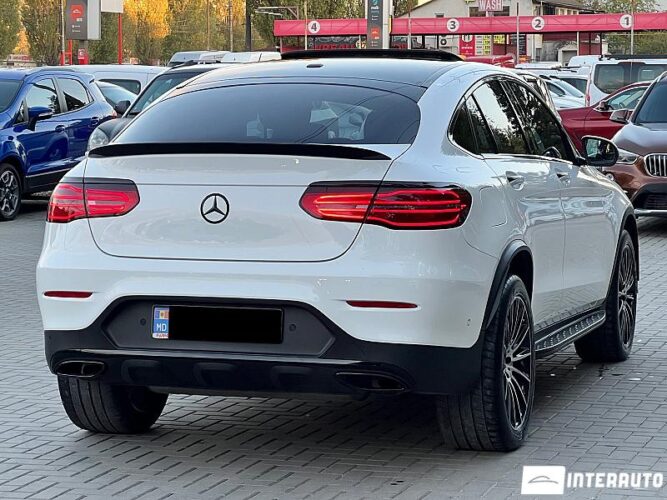 Mercedes GLC 300 Coupe 36 mercedes GLC 300 Coupe 2019