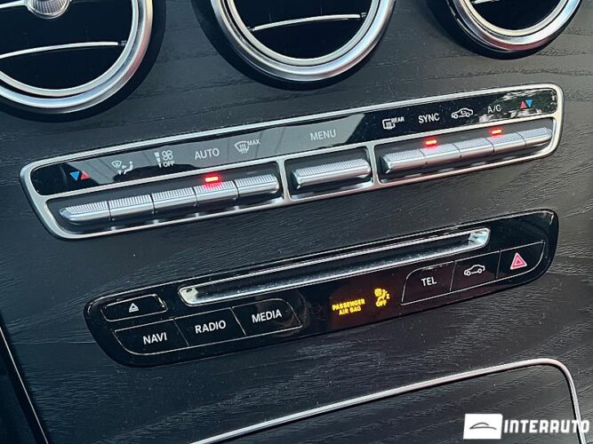 Mercedes GLC 300 Coupe 51 mercedes GLC 300 Coupe 2019