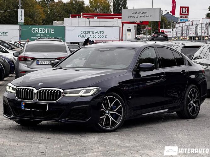 BMW 545e 2021 doar la InterAuto