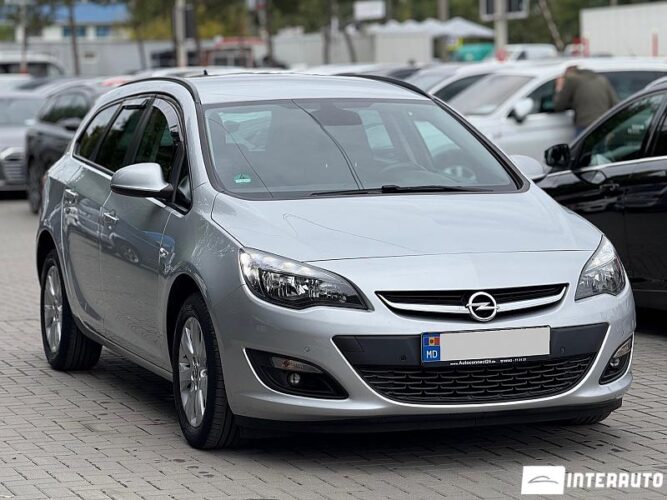 opel Astra 2015
