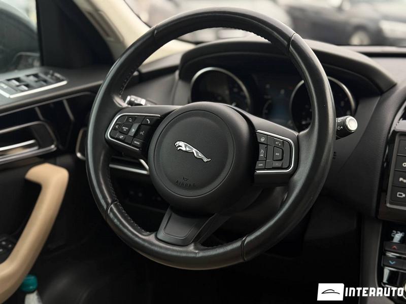 jaguar F-Pace 2017