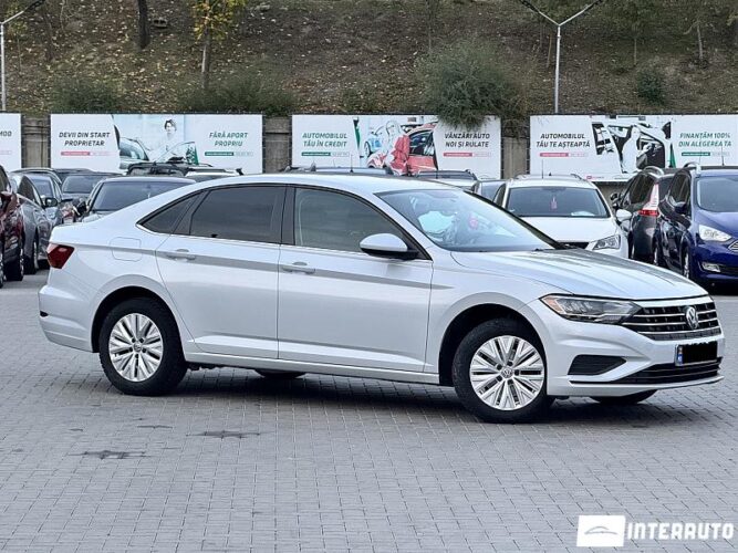Volkswagen Jetta 2018 doar la InterAuto