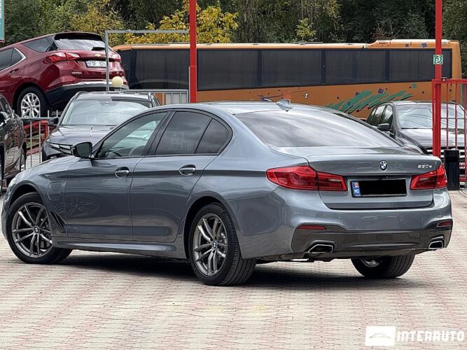 BMW 530e 38 bmw 530e 2019