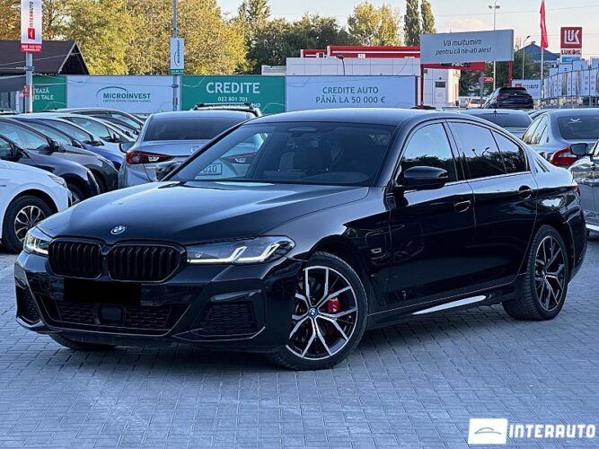 BMW 530e 2023 doar la InterAuto