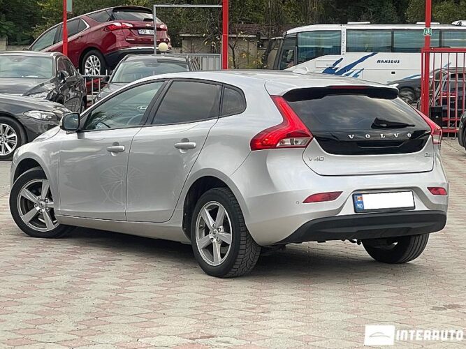volvo V 40 2017