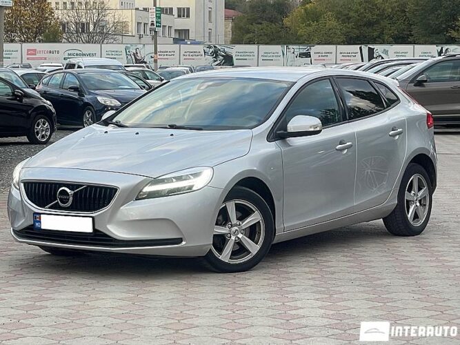 Volvo V 40 2017 doar la InterAuto
