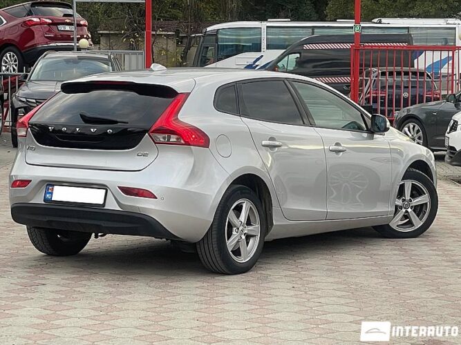 volvo V 40 2017