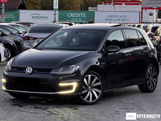 Volkswagen Golf GTE 2015 doar la InterAuto