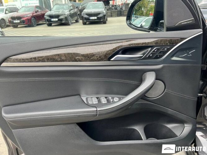 BMW X3 2.0D 42 bmw X3 2.0D 2019