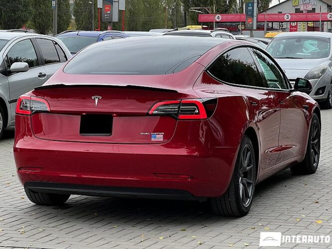tesla Model 3 2022