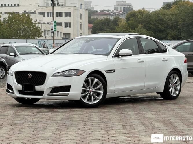 Jaguar XF 2017 doar la InterAuto