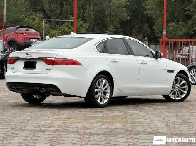 jaguar XF 2017
