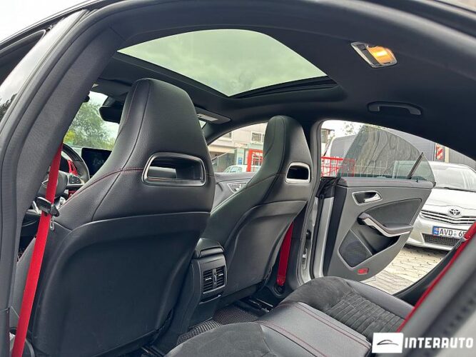 mercedes CLA 45 AMG 2018