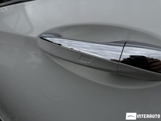 Mercedes E 350 36 mercedes E 350 2022