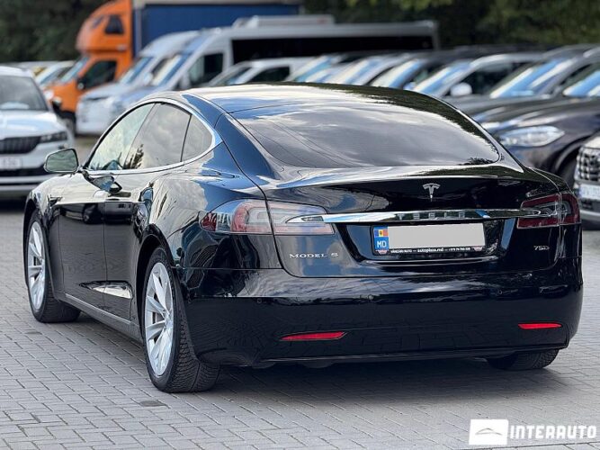 tesla Model S 2018