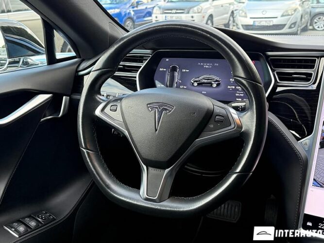 tesla Model S 2018