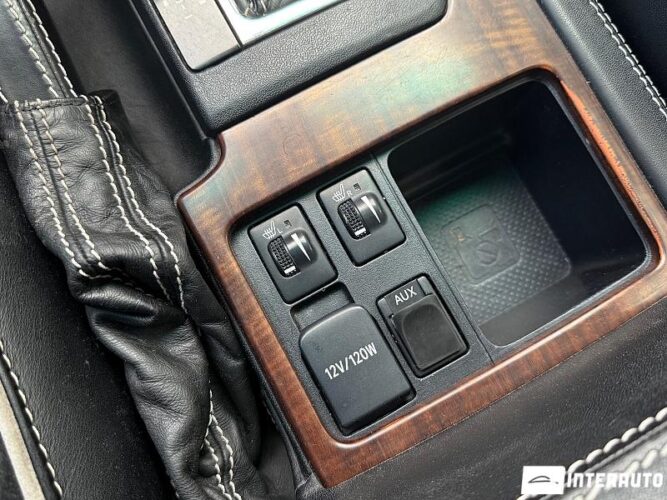 toyota Land Cruiser Prado 2010