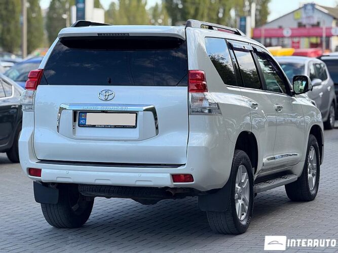toyota Land Cruiser Prado 2010