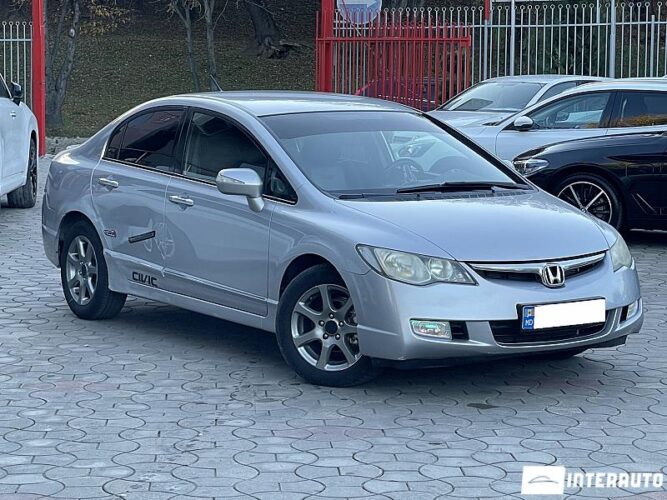 Honda Civic 2007 doar la InterAuto